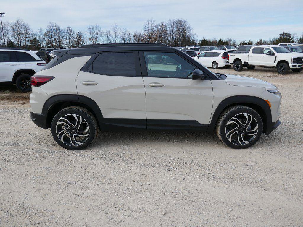 New 2026 Chevrolet TrailBlazer RS w/ Convenience Package image 2