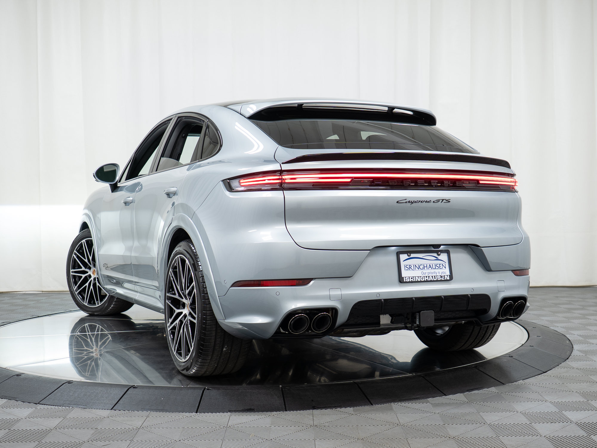 New 2026 Porsche Cayenne GTS AWD/4WD image 40