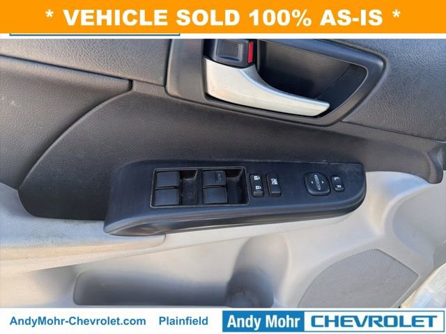 Used 2013 Toyota Camry LE image 11
