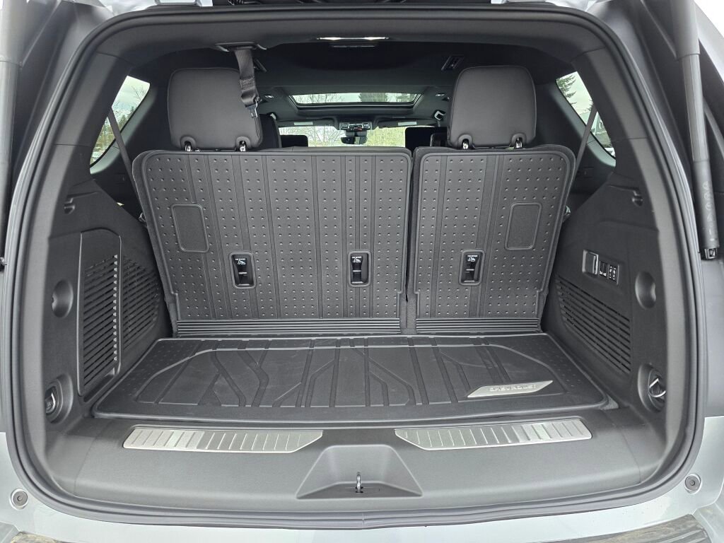 New 2026 Chevrolet Tahoe High Country image 17