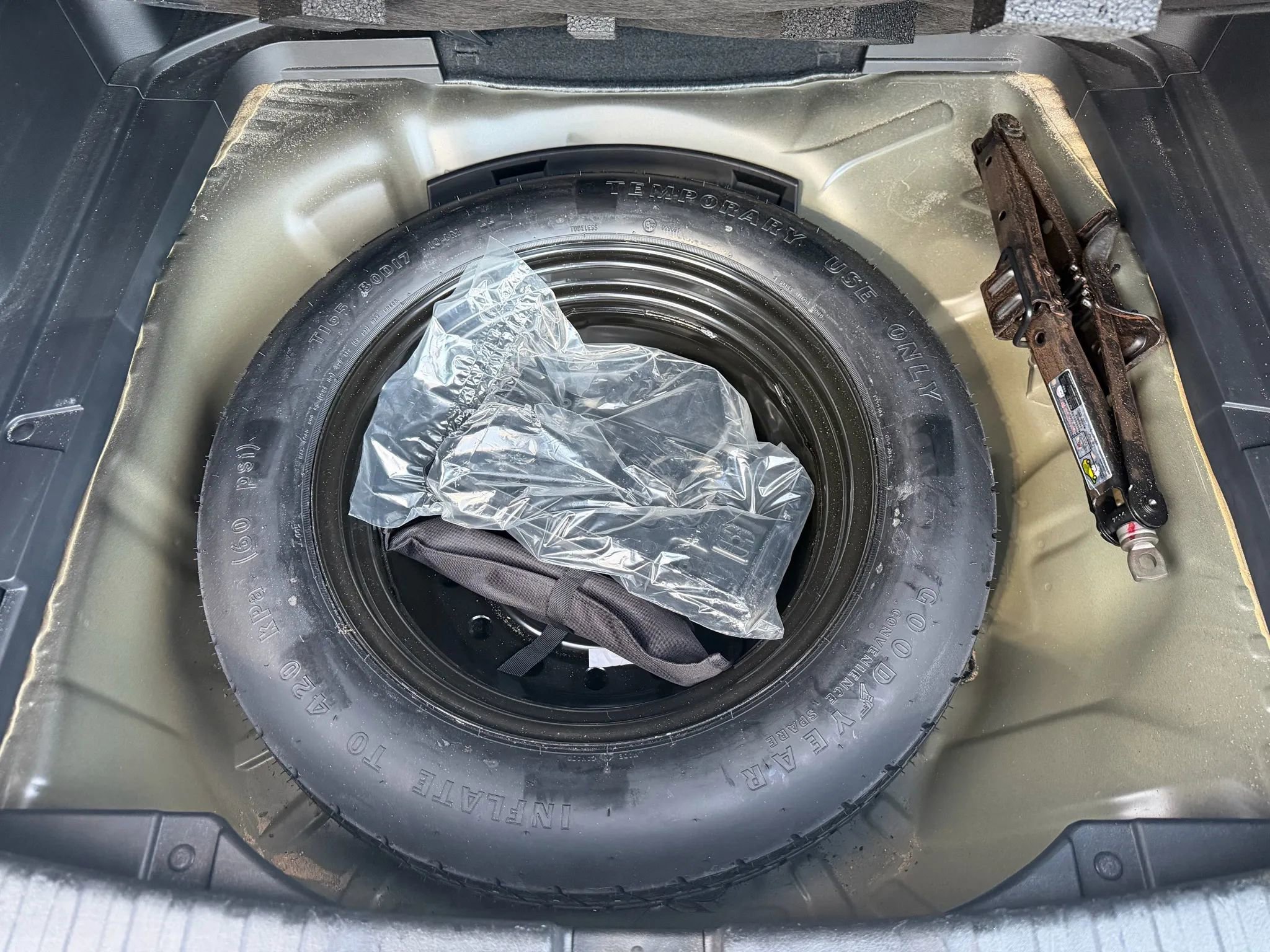 Used 2014 Honda CR-V EX-L image 17