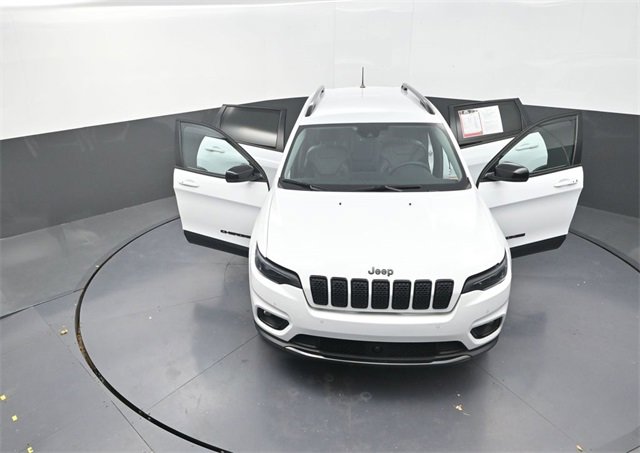 Used 2023 Jeep Cherokee Altitude Lux image 35