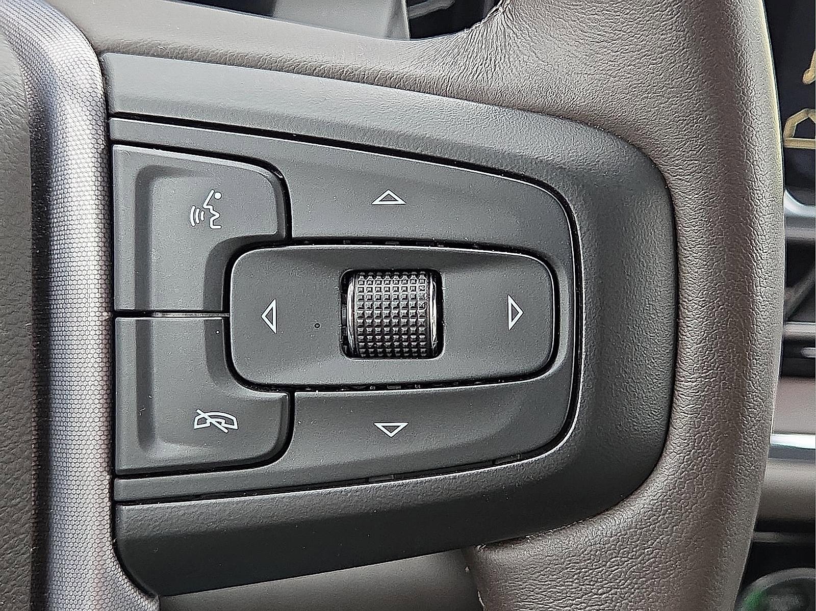 Used 2022 GMC Sierra 1500 SLT w/ SLT Convenience Package image 19