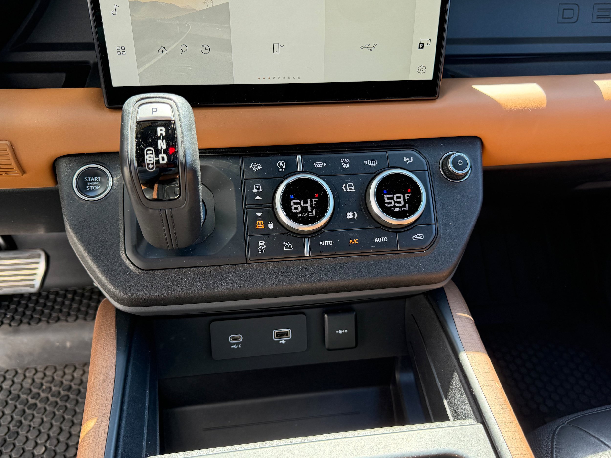 Used 2022 Land Rover Defender 90 X AWD/4WD image 22