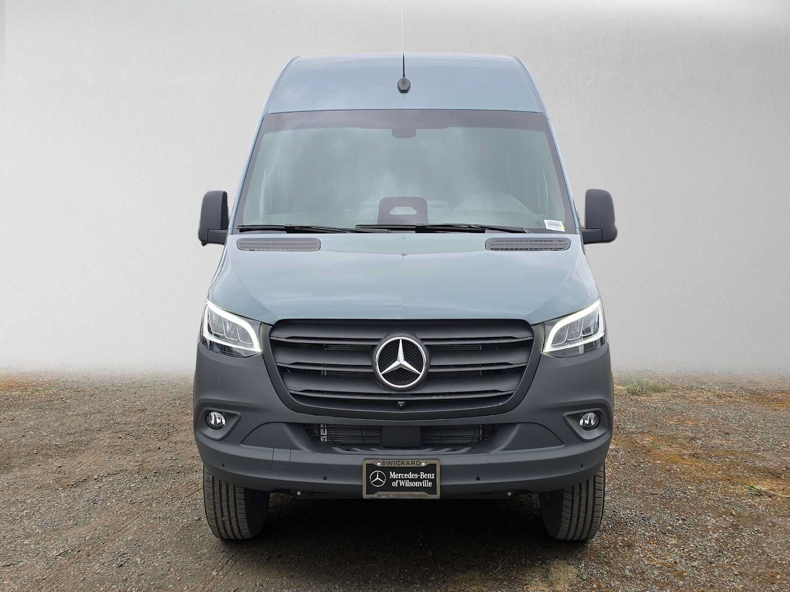 Used 2026 Mercedes-Benz Sprinter 2500 image 8
