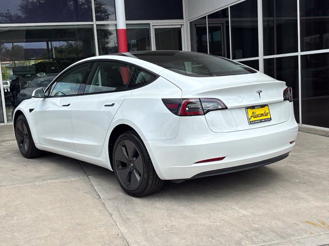 Used 2021 Tesla Model 3 Standard Range Plus RWD image 5