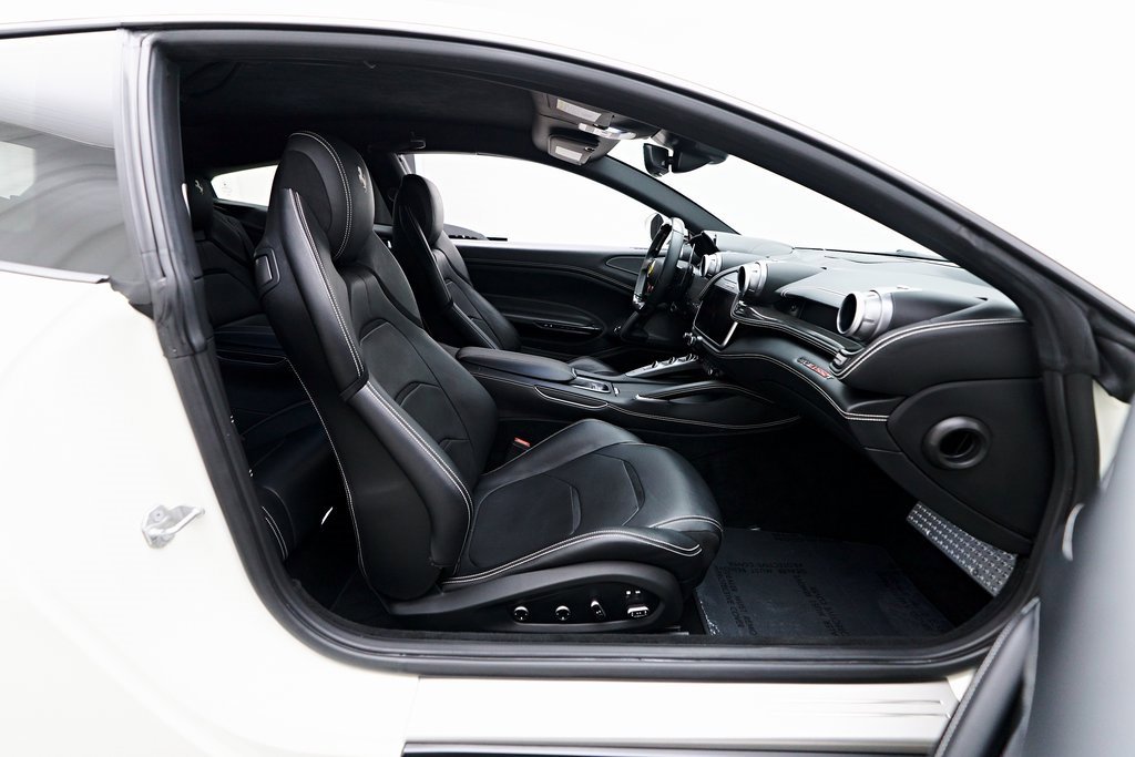 Used 2019 Ferrari GTC4Lusso T image 42