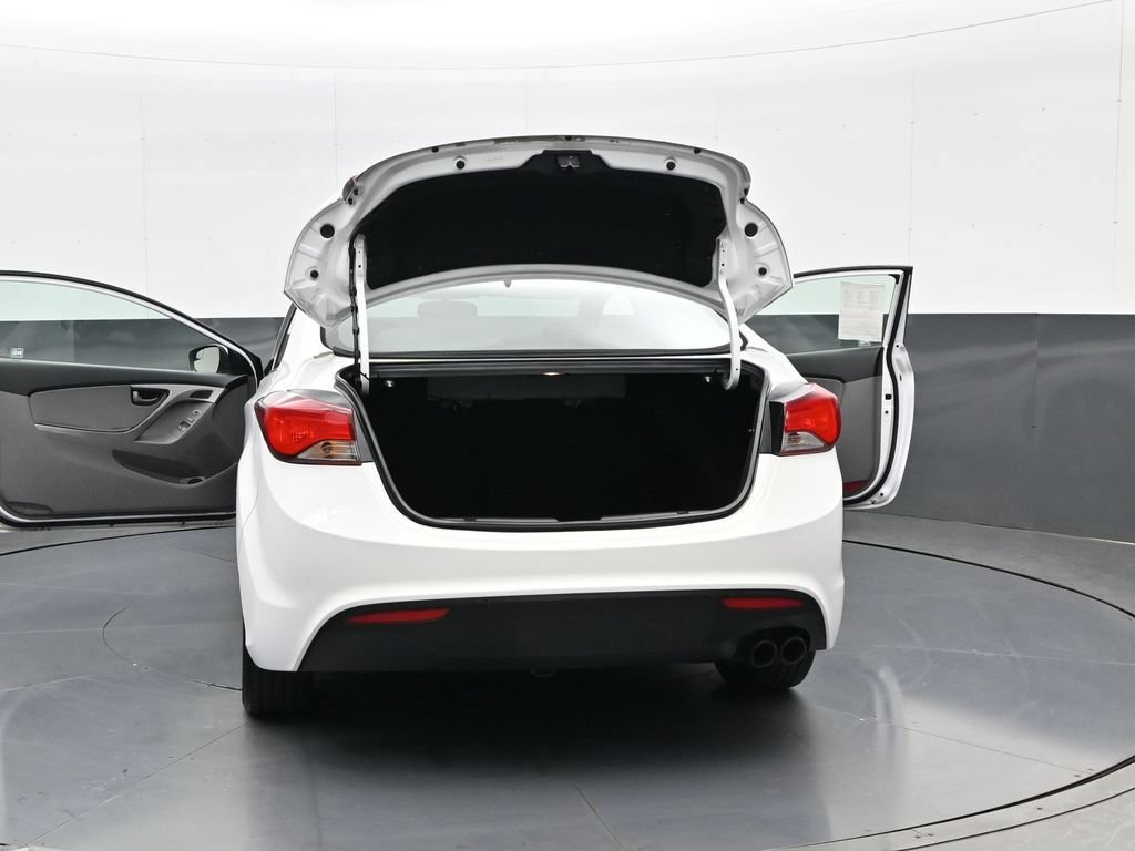 Used 2014 Hyundai Elantra FWD image 32