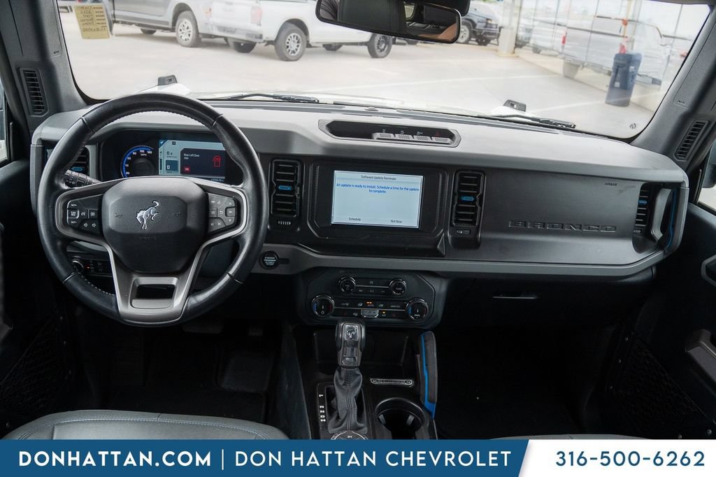 Used 2022 Ford Bronco Black Diamond AWD/4WD image 4