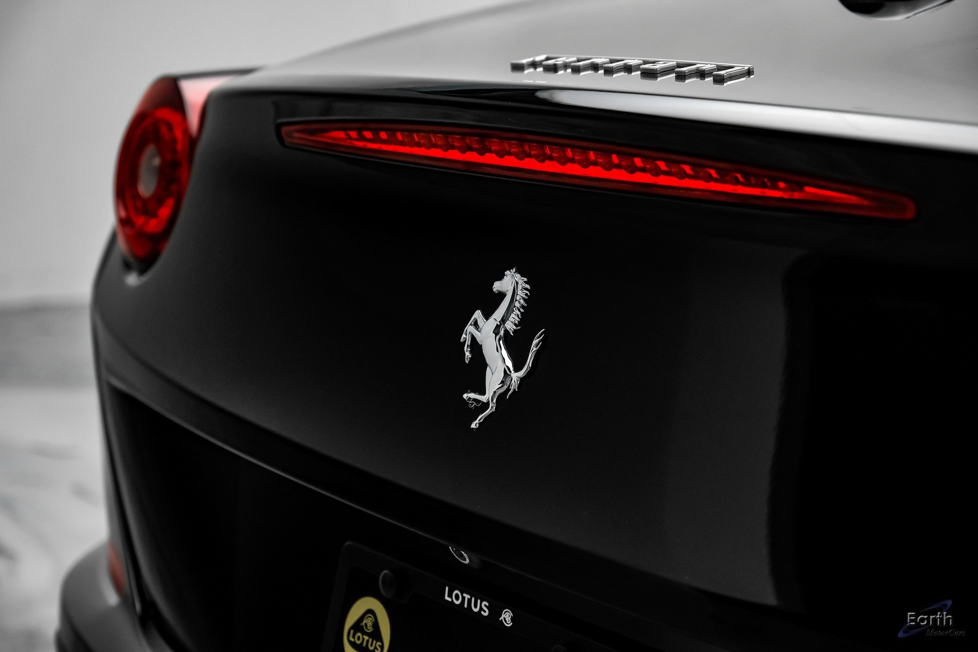 Used 2016 Ferrari California T image 38