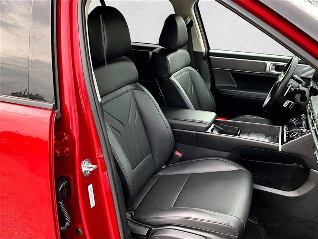 Used 2026 Hyundai Santa Fe SEL FWD image 9