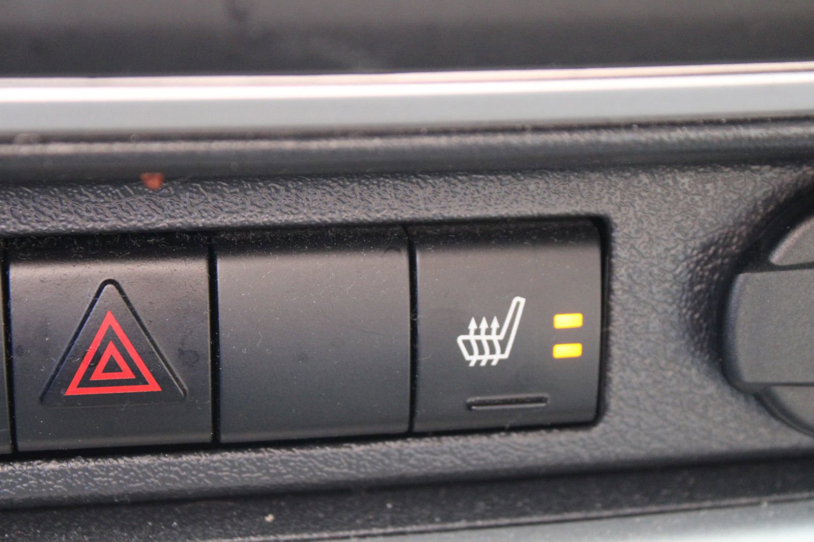 Used 2015 Jeep Compass Limited w/ Sun/Sound Group image 36