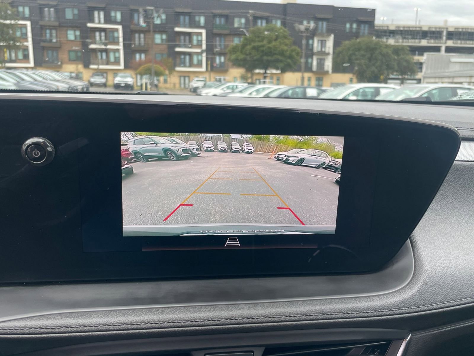 Used 2025 Buick Encore GX Preferred image 17