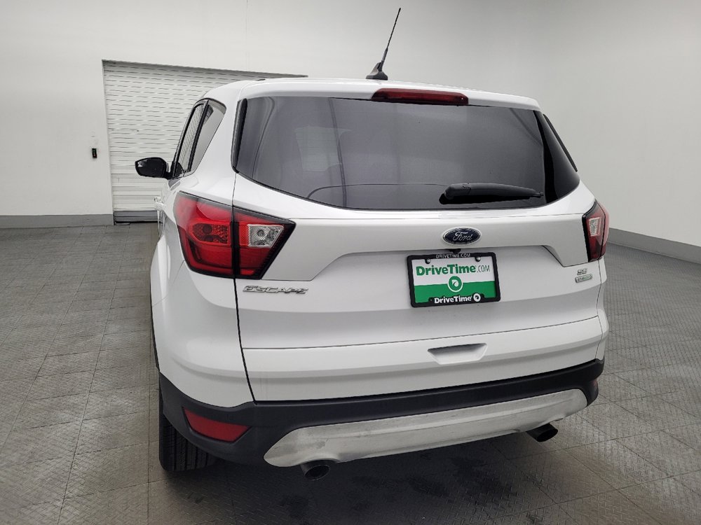 Used 2019 Ford Escape SE FWD image 6