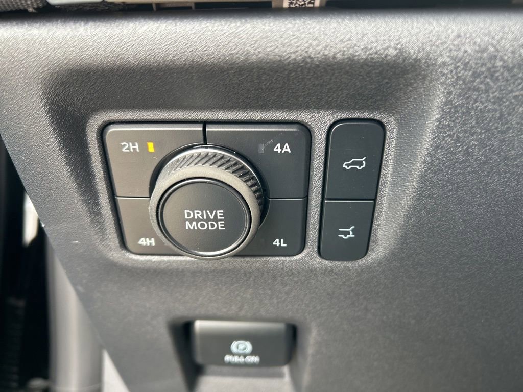 New 2025 Ford Expedition Active AWD/4WD image 27