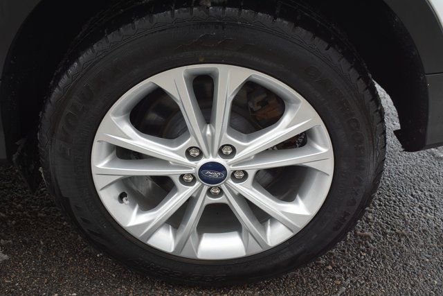 Used 2018 Ford Escape SEL image 49