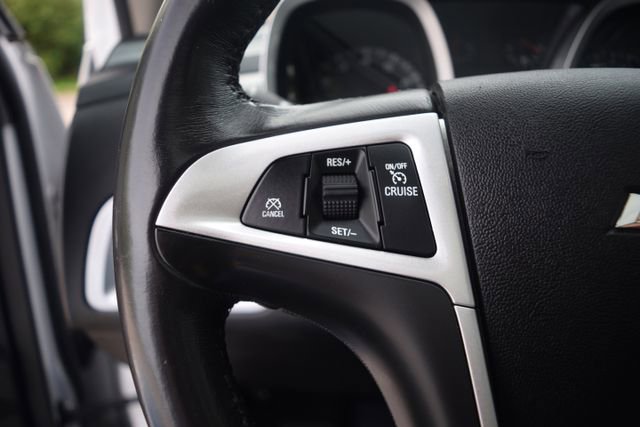 Used 2017 Chevrolet Equinox LT AWD/4WD image 6