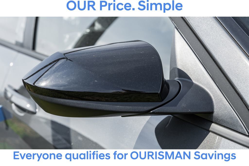 New 2025 Hyundai Elantra SEL image 11