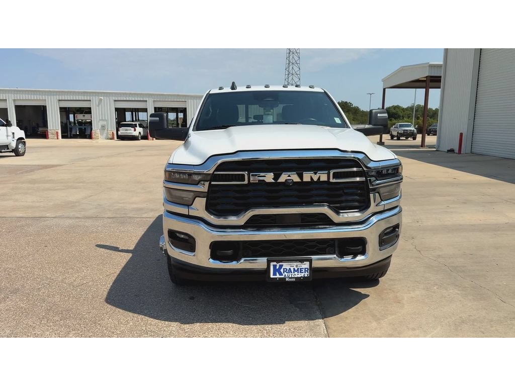 Used 2025 RAM 3500 Tradesman AWD/4WD image 3