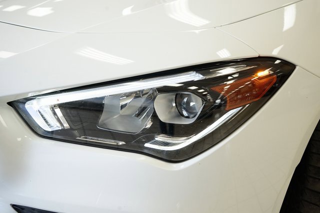 Used 2020 Mercedes-Benz CLA 250 4MATIC image 24