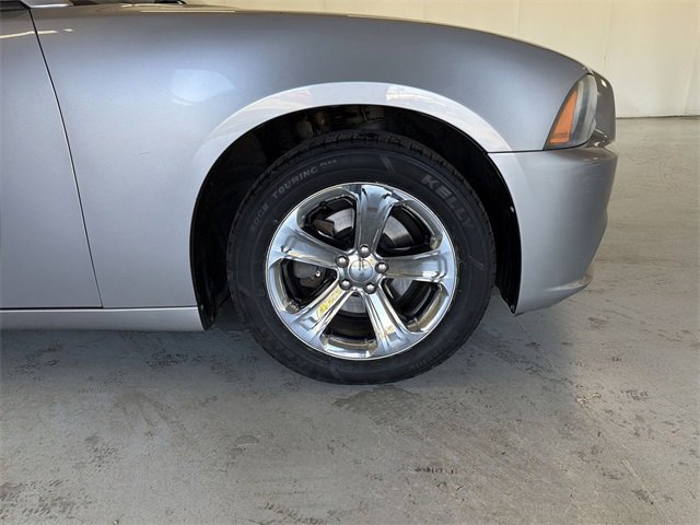 Used 2014 Dodge Charger SE w/ Sport Appearance Group image 14