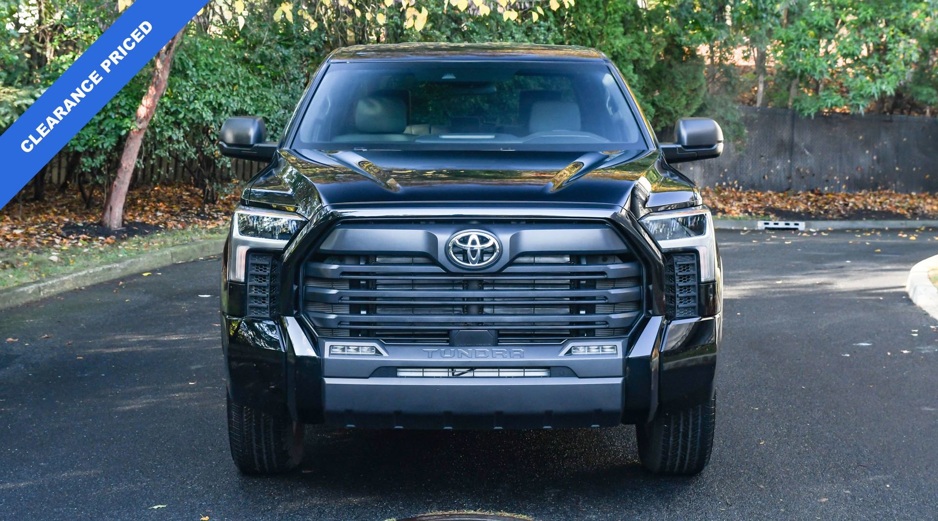 Used 2025 Toyota Tundra SR5 image 2