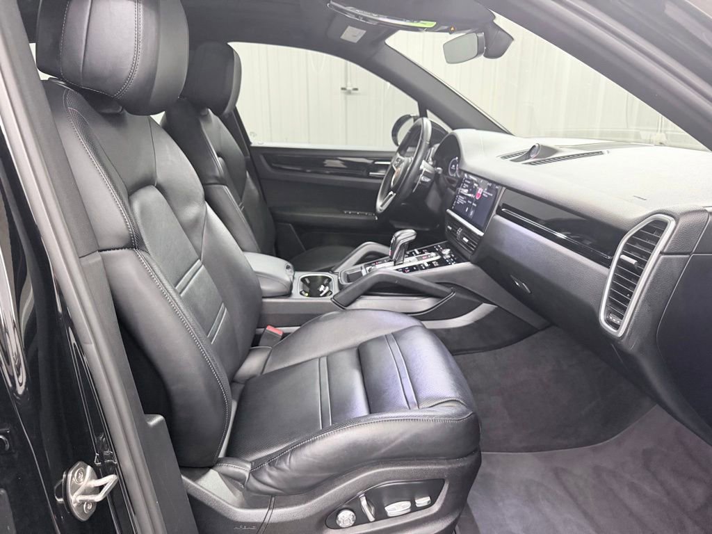 Used 2019 Porsche Cayenne S AWD/4WD image 42