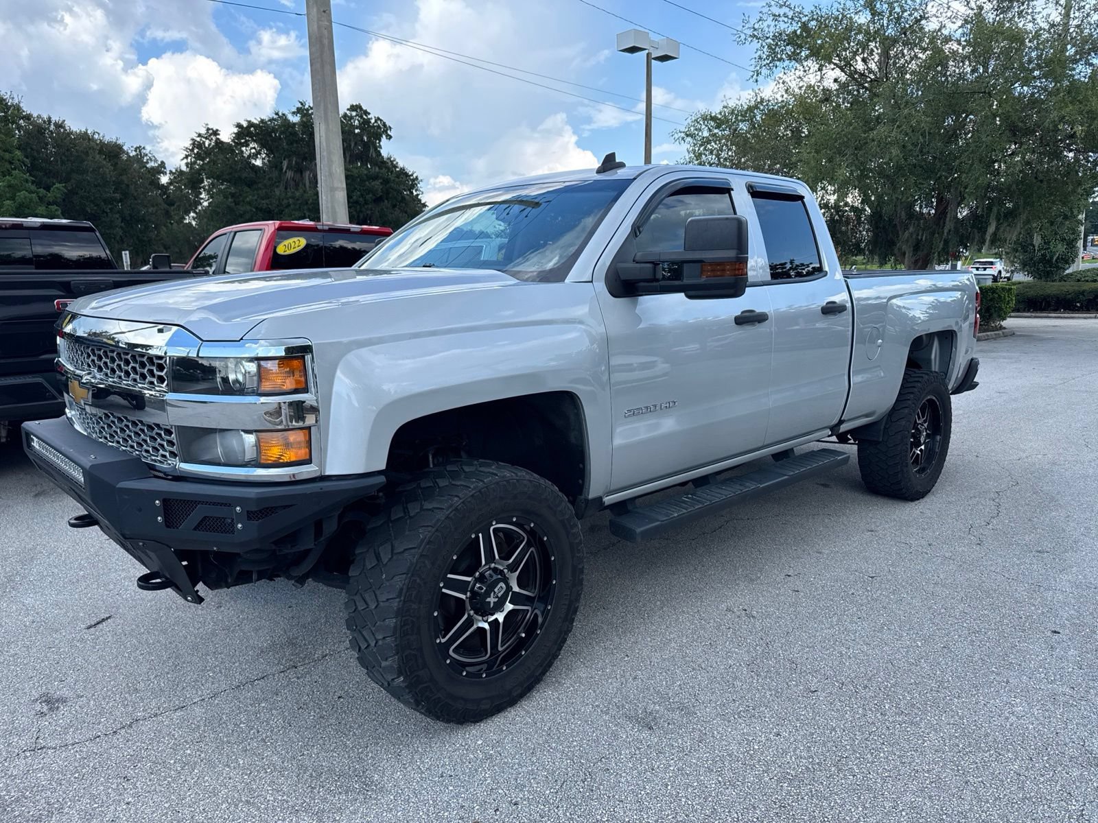 Used 2019 Chevrolet Silverado 2500 W/T AWD/4WD image 1