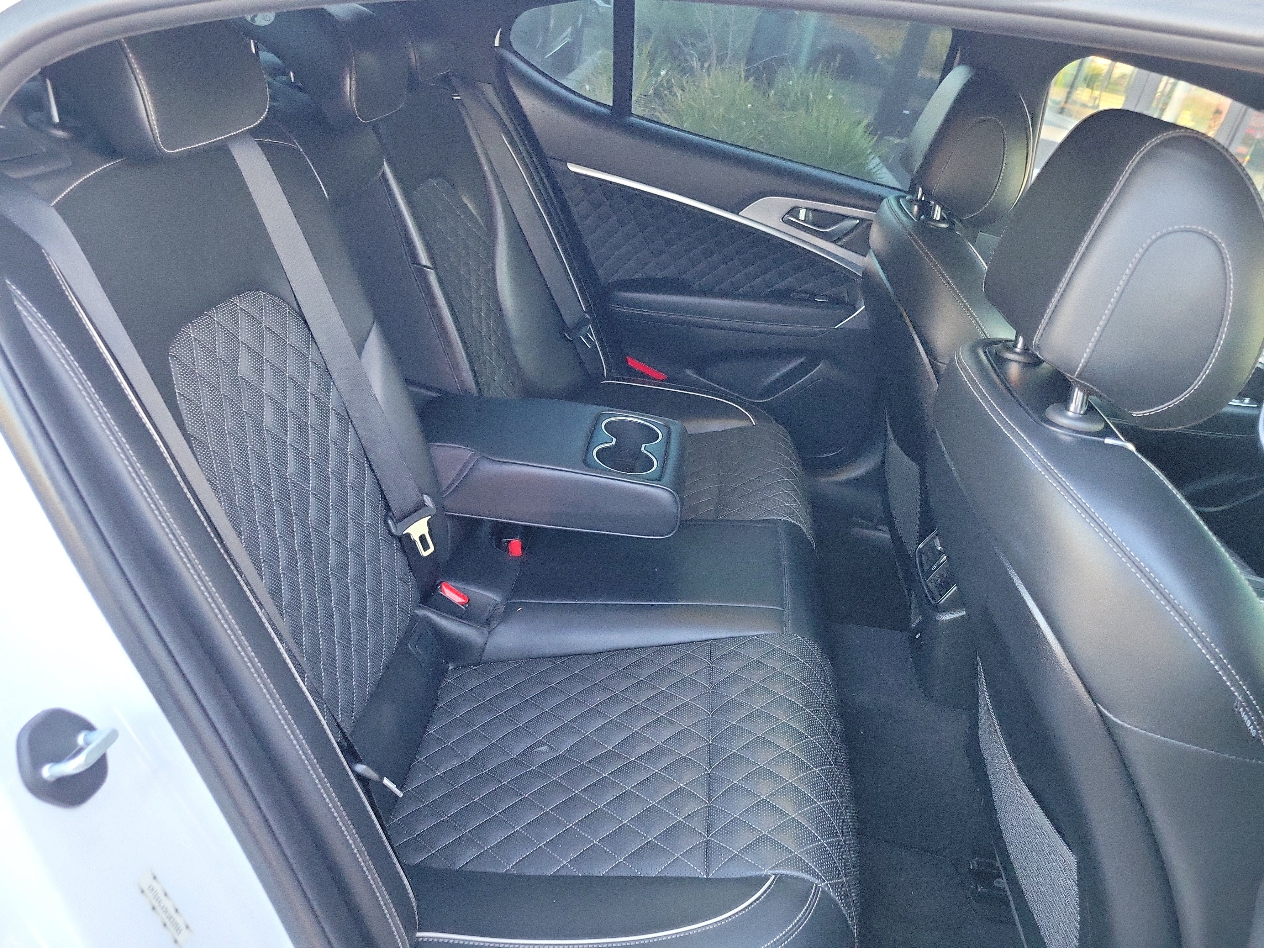 Used 2019 Genesis G70 2.0T Advanced w/ Sport Package RWD image 23