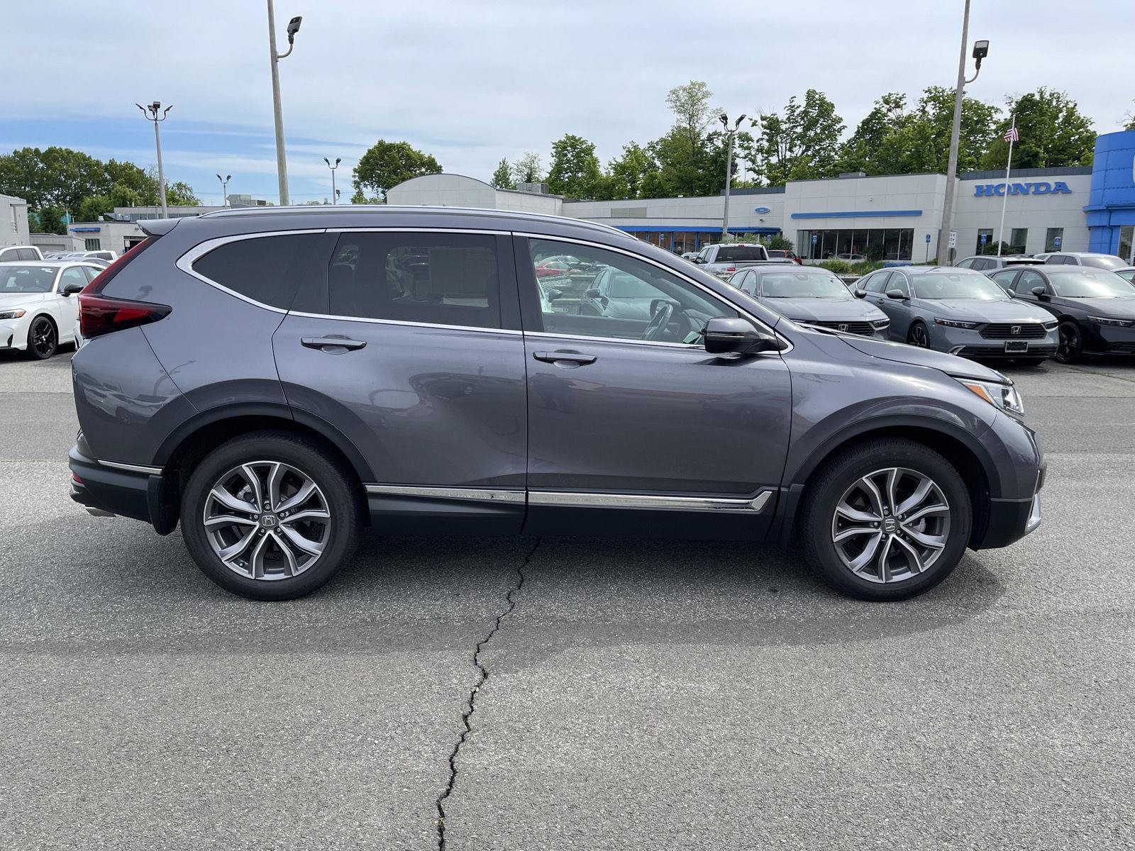 Used 2021 Honda CR-V Touring image 23