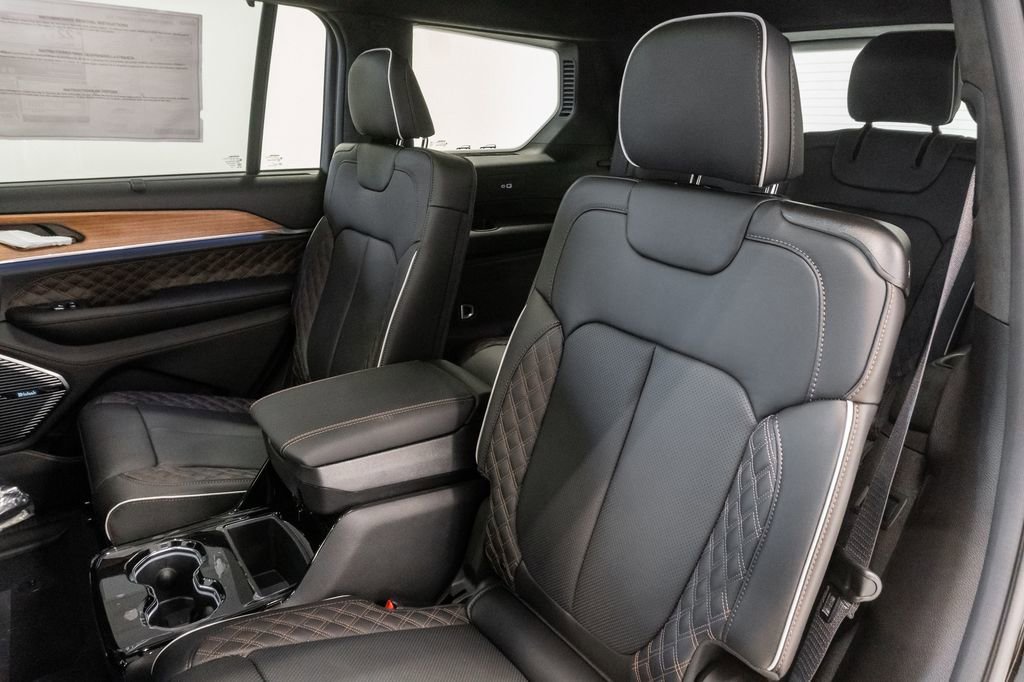 New 2026 Jeep Grand Cherokee L Summit image 26