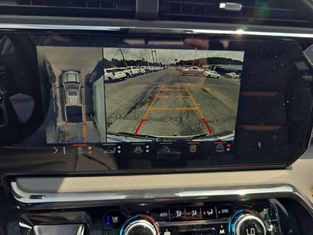 New 2026 GMC Sierra 1500 AT4 w/ Technology Package AWD/4WD image 16