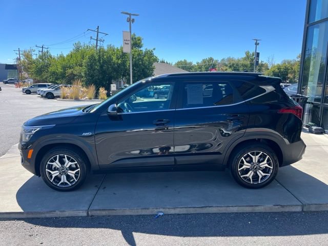 Used 2023 Kia Seltos EX AWD/4WD image 4