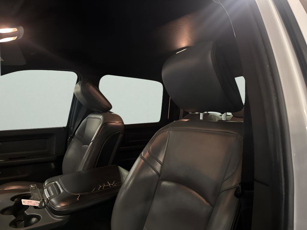 Used 2021 RAM 2500 Tradesman w/ Chrome Appearance Group image 26