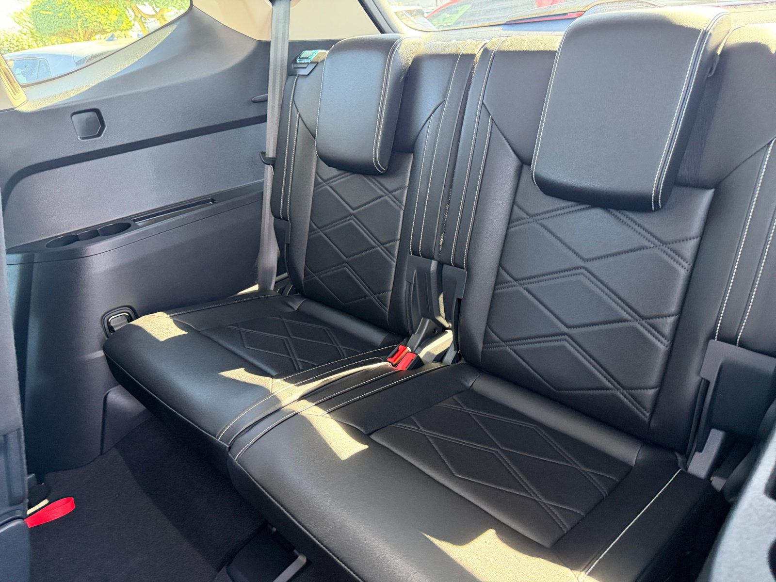 Used 2026 Volkswagen Atlas SE FWD image 18