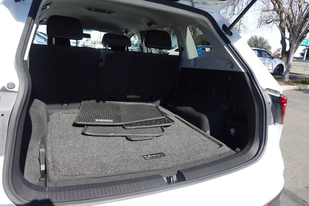 Used 2022 Volkswagen Tiguan S image 26