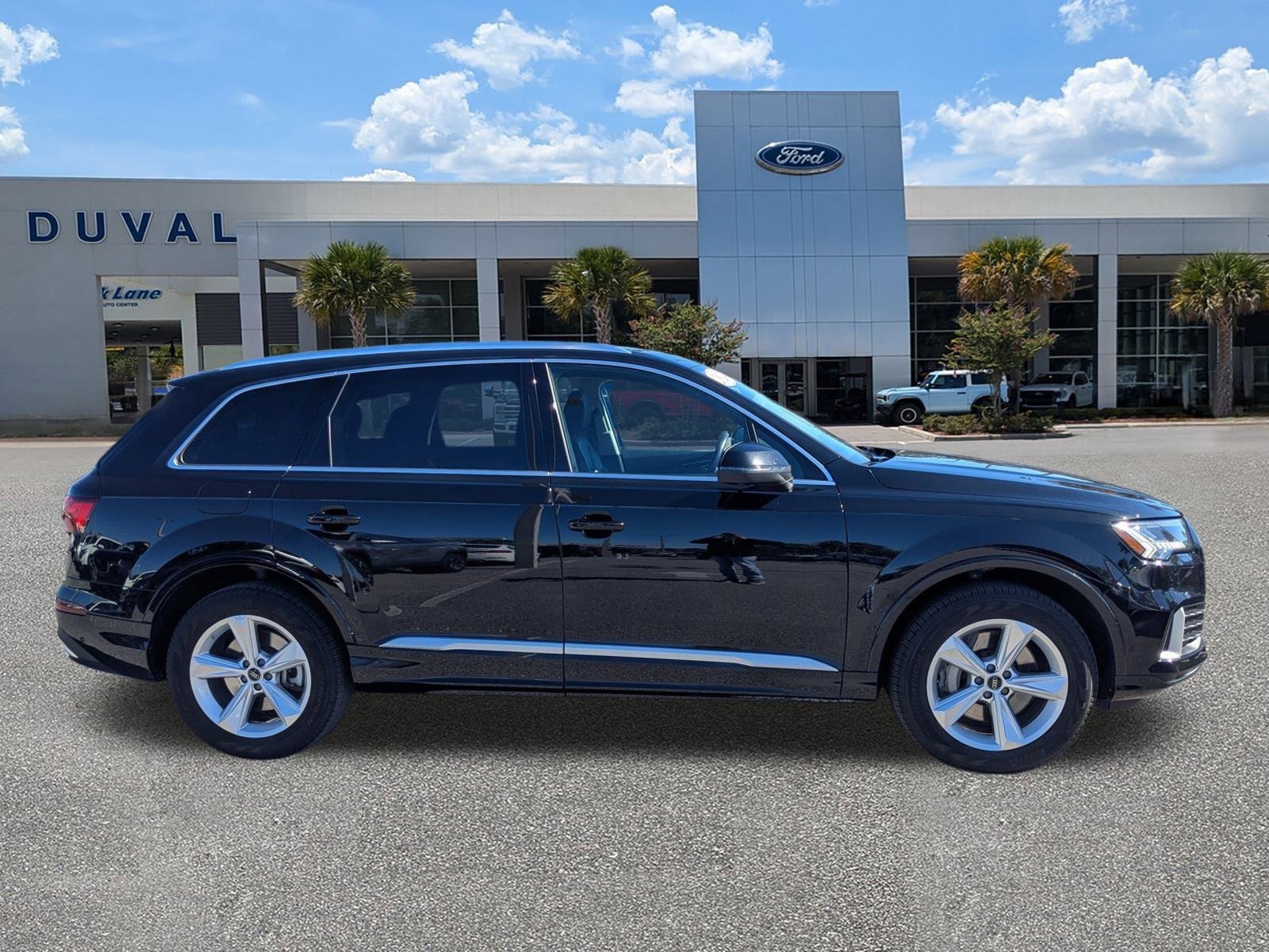 Used 2024 Audi Q7 2.0T Premium Plus image 3