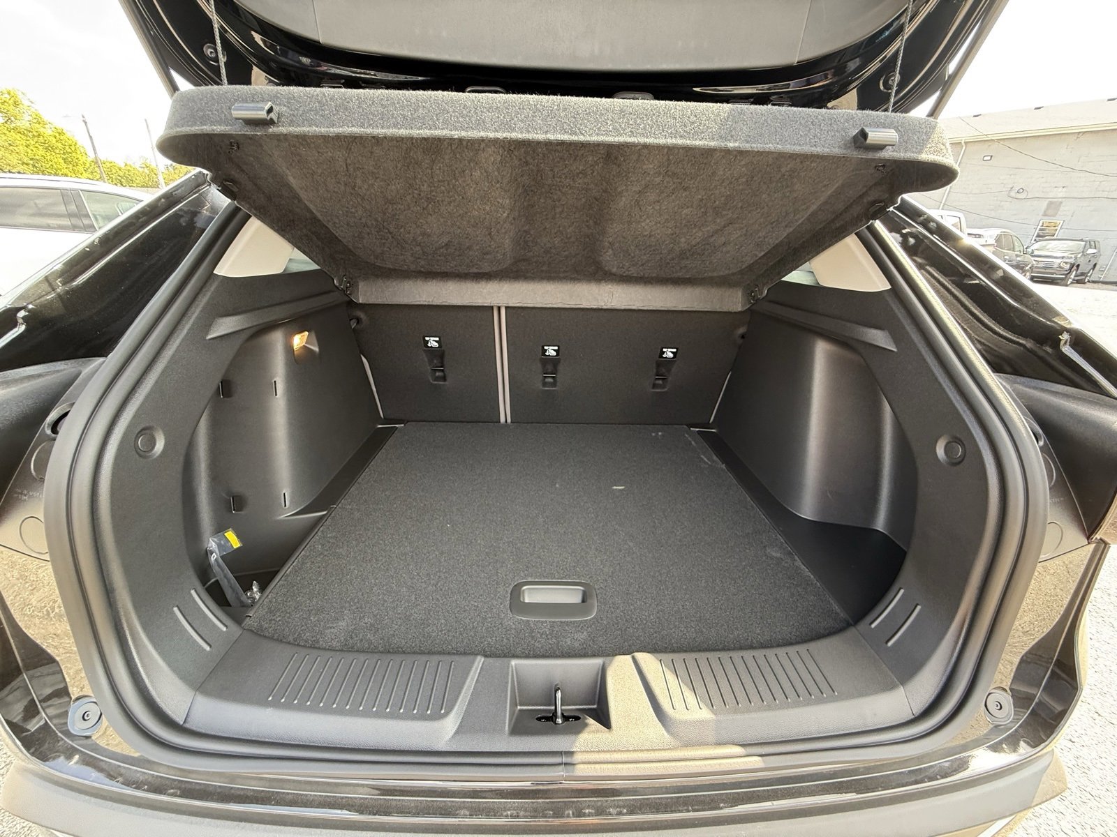 New 2026 Chevrolet Trax ACTIV w/ Sunroof Package image 27