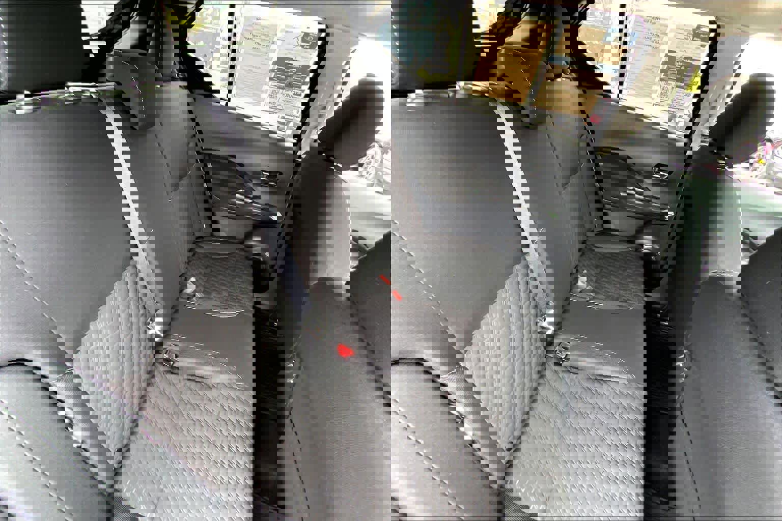 Used 2023 Nissan Kicks SV image 17