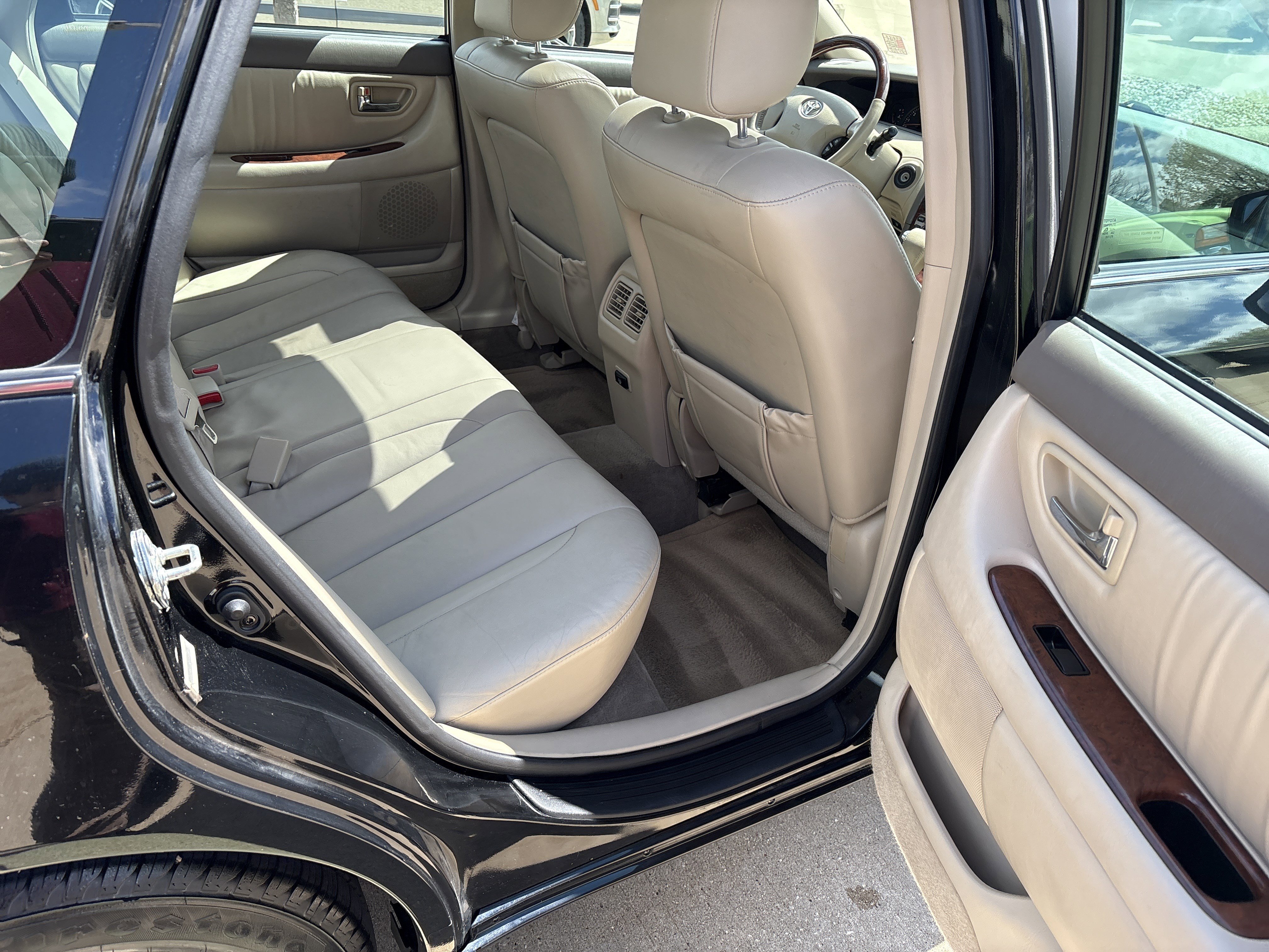 Used 2003 Toyota Avalon XLS image 13