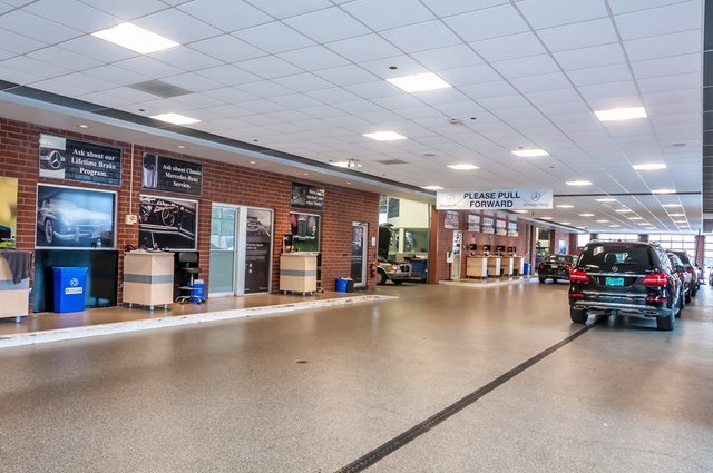 Certified 2025 Mercedes-Benz S 580 4MATIC Sedan image 36