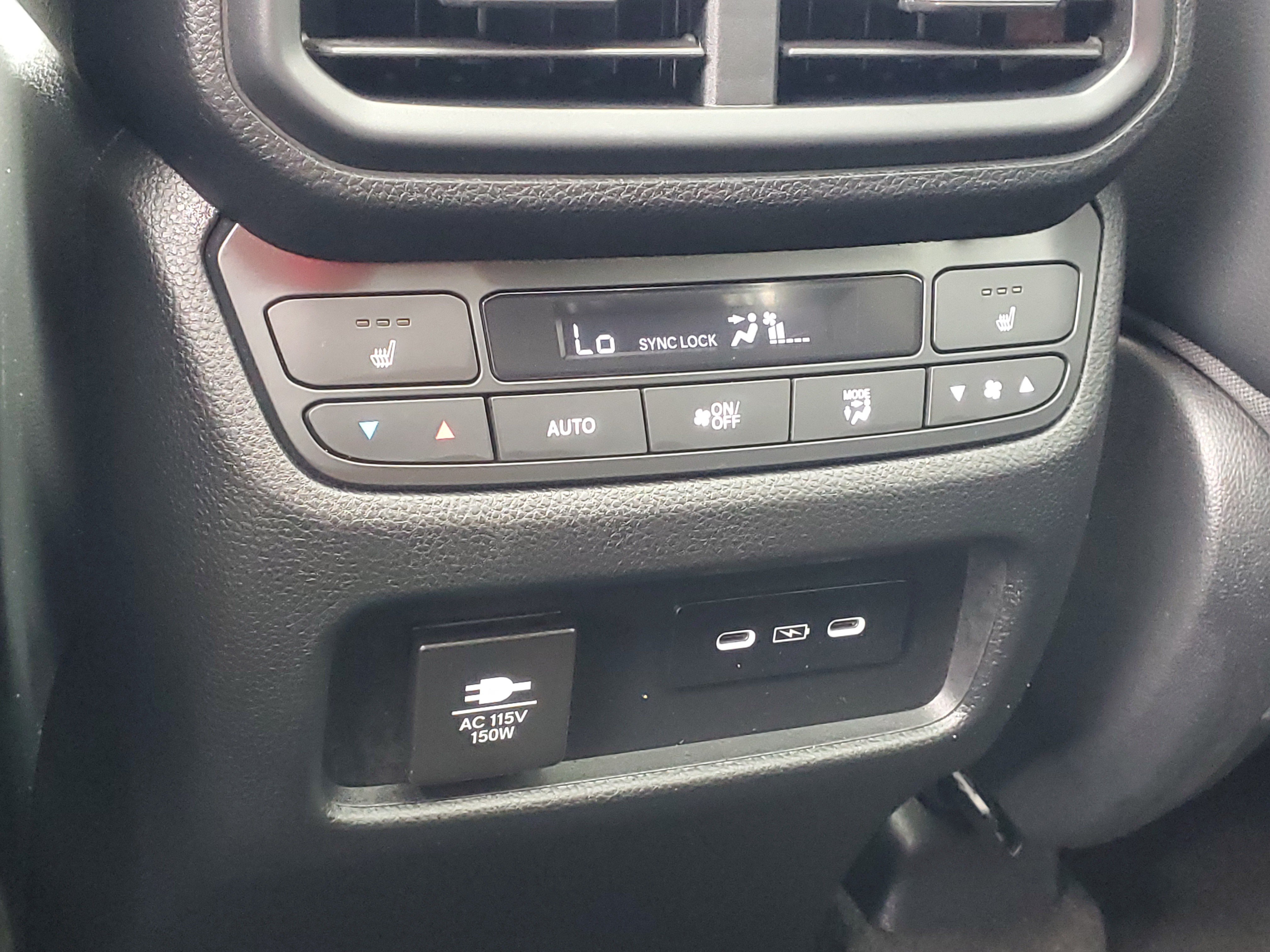 Certified 2025 Honda Pilot Elite image 16