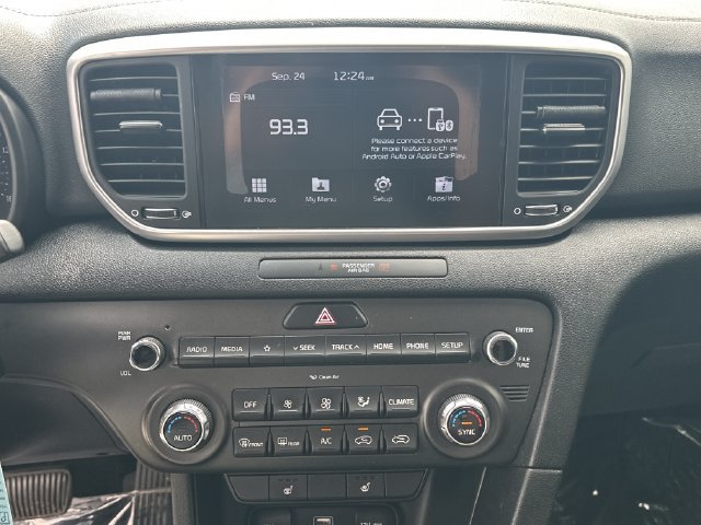 Used 2020 Kia Sportage LX w/ LX Popular Package AWD/4WD image 17