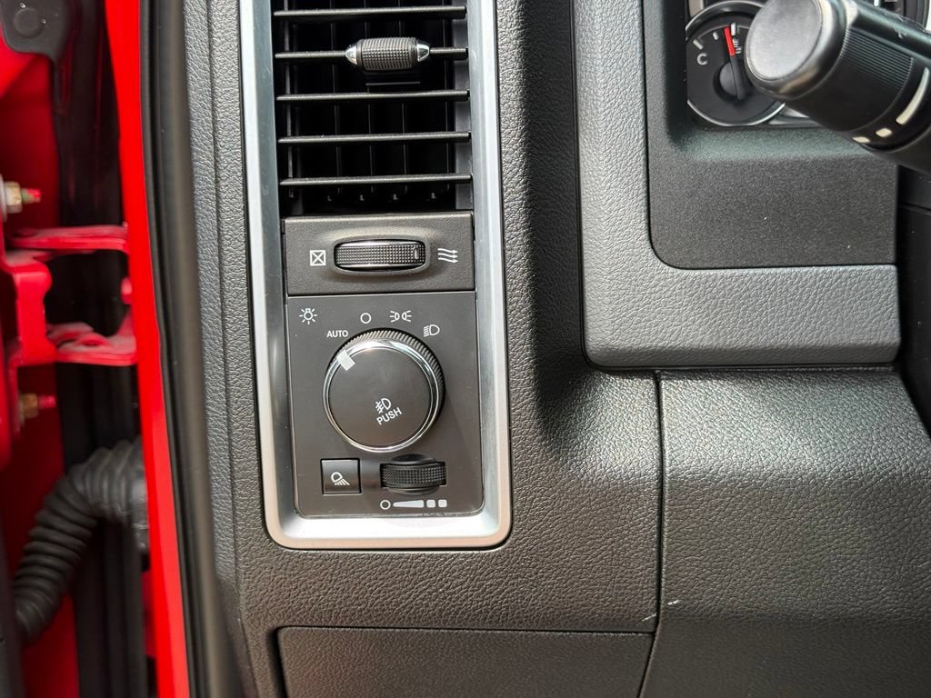 Used 2014 RAM 2500 Power Wagon w/ Luxury Group AWD/4WD image 21