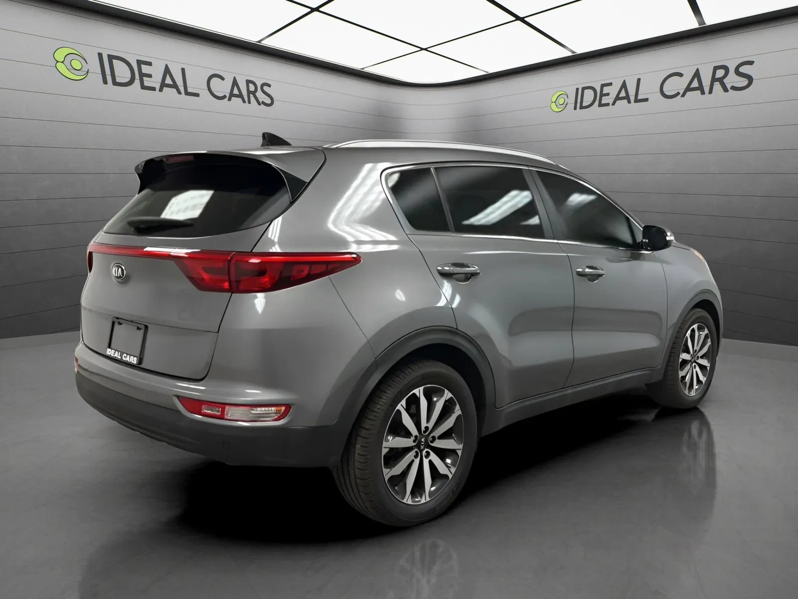 Used 2017 Kia Sportage EX w/ EX Technology Package FWD image 5