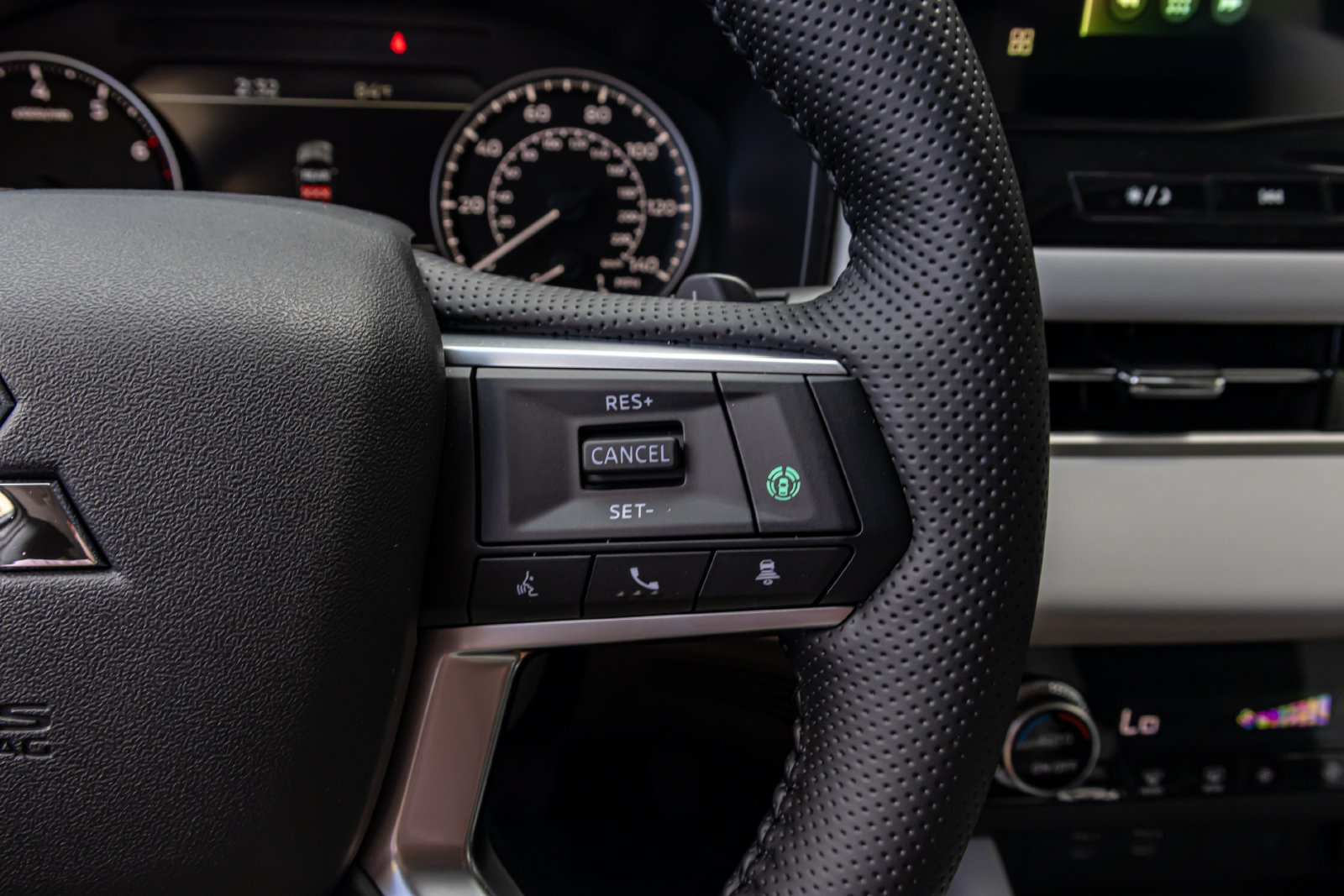 New 2026 Mitsubishi Outlander SE FWD image 25