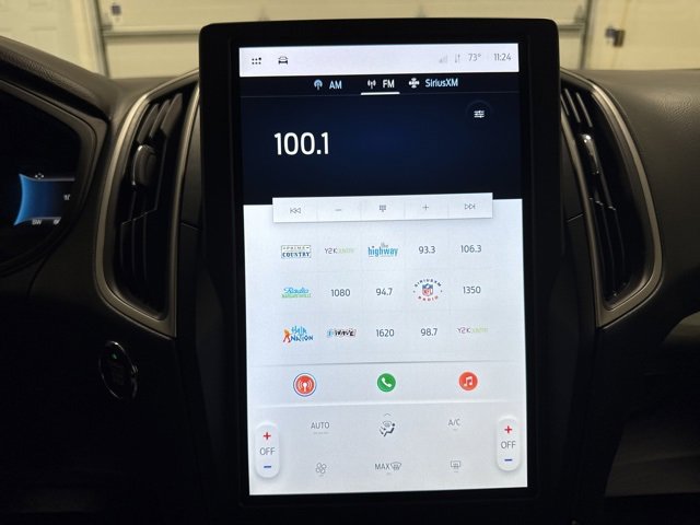 Used 2022 Ford Edge SE image 25