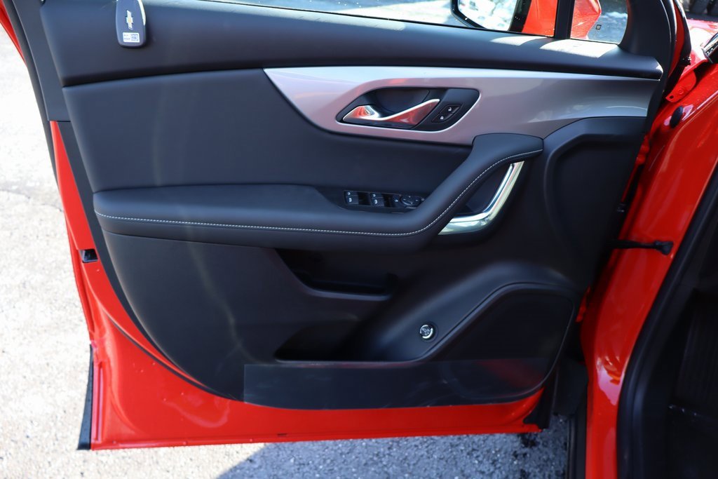 New 2026 Chevrolet Blazer LT w/ Convenience Package image 3