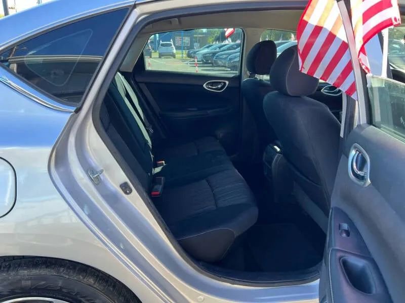 Used 2016 Nissan Sentra SV image 13