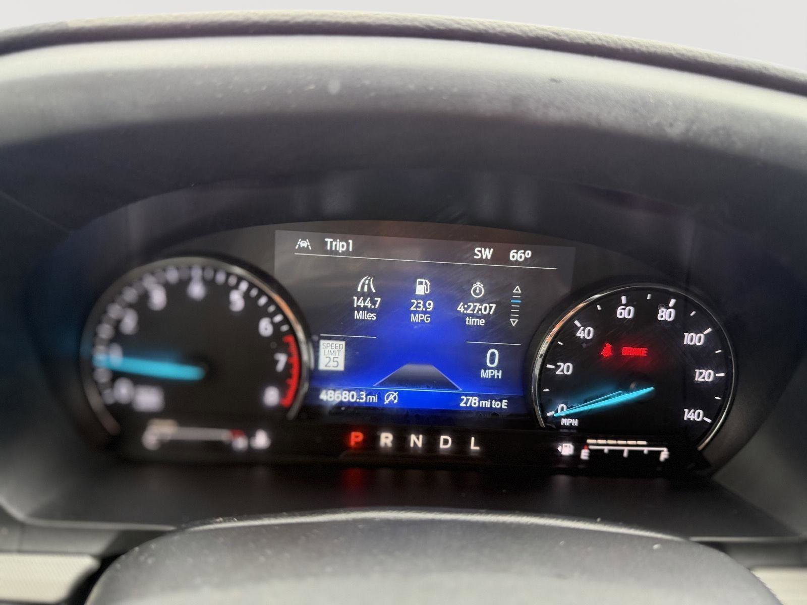 Used 2023 Ford Explorer XLT w/ Equipment Group 202A image 11